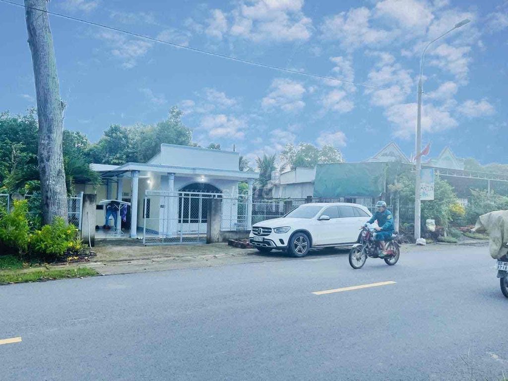 Bán Nhà Mặt Tiền Đường Tà Lài - Tân Phú