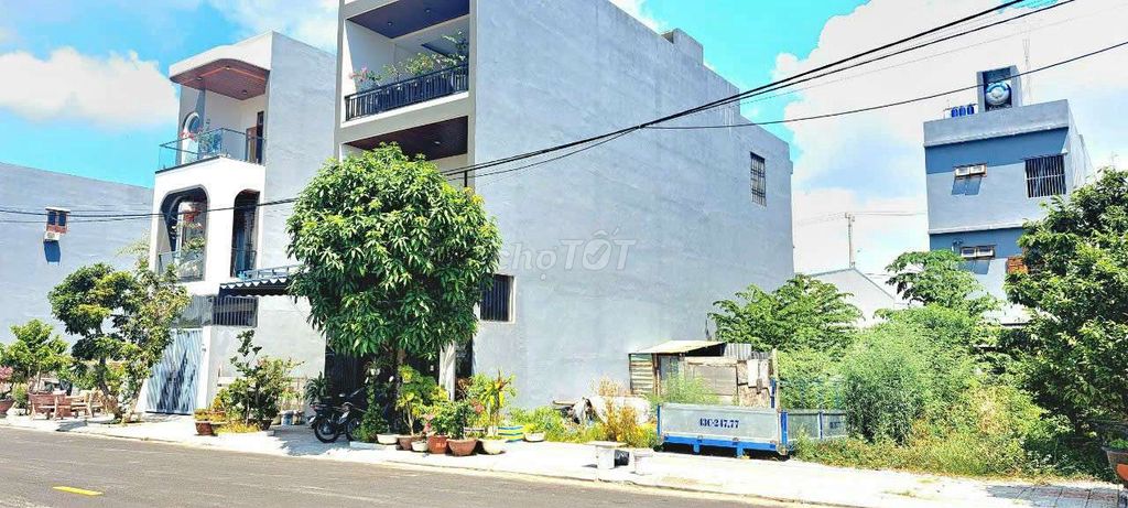 4352379 ảnh đại diện 1
