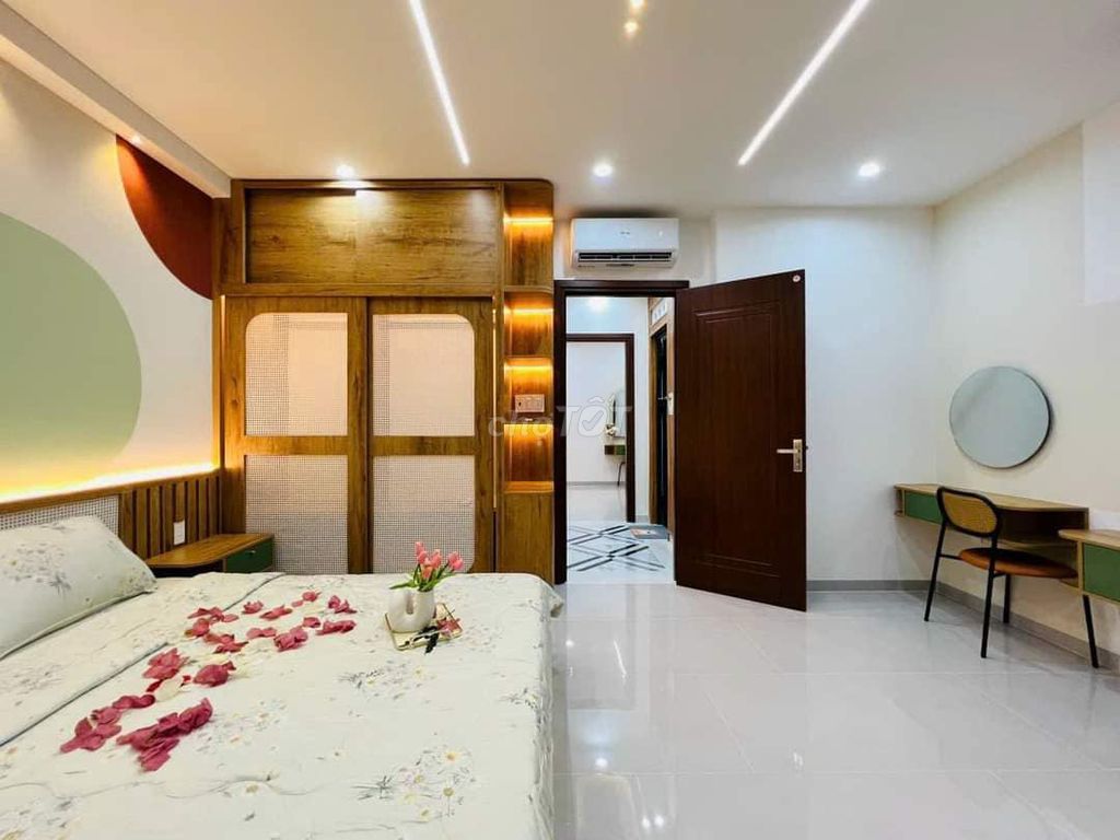 4352929 ảnh đại diện 1