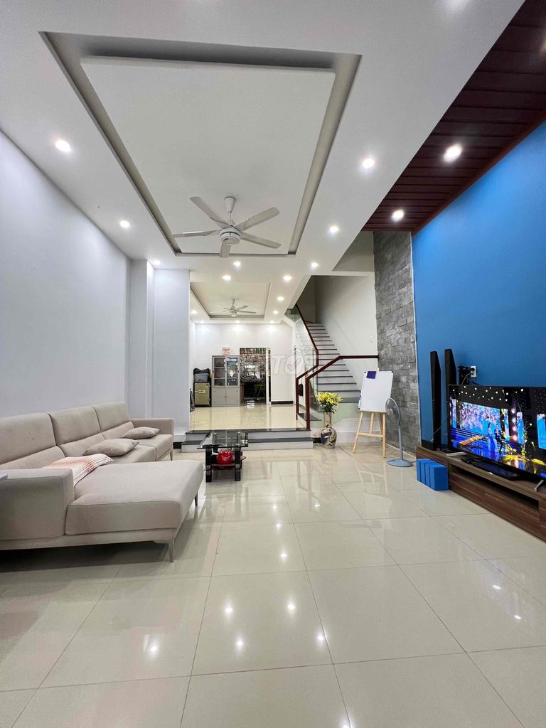 4352729 ảnh đại diện 1