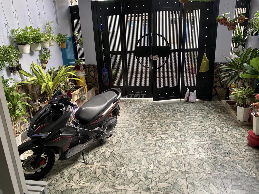 4348440 ảnh đại diện 1
