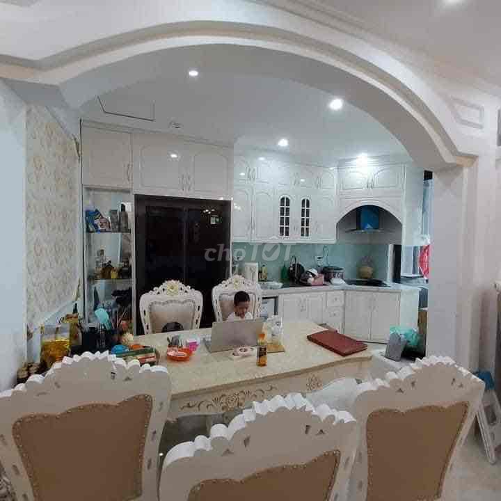 4351180 ảnh đại diện 2
