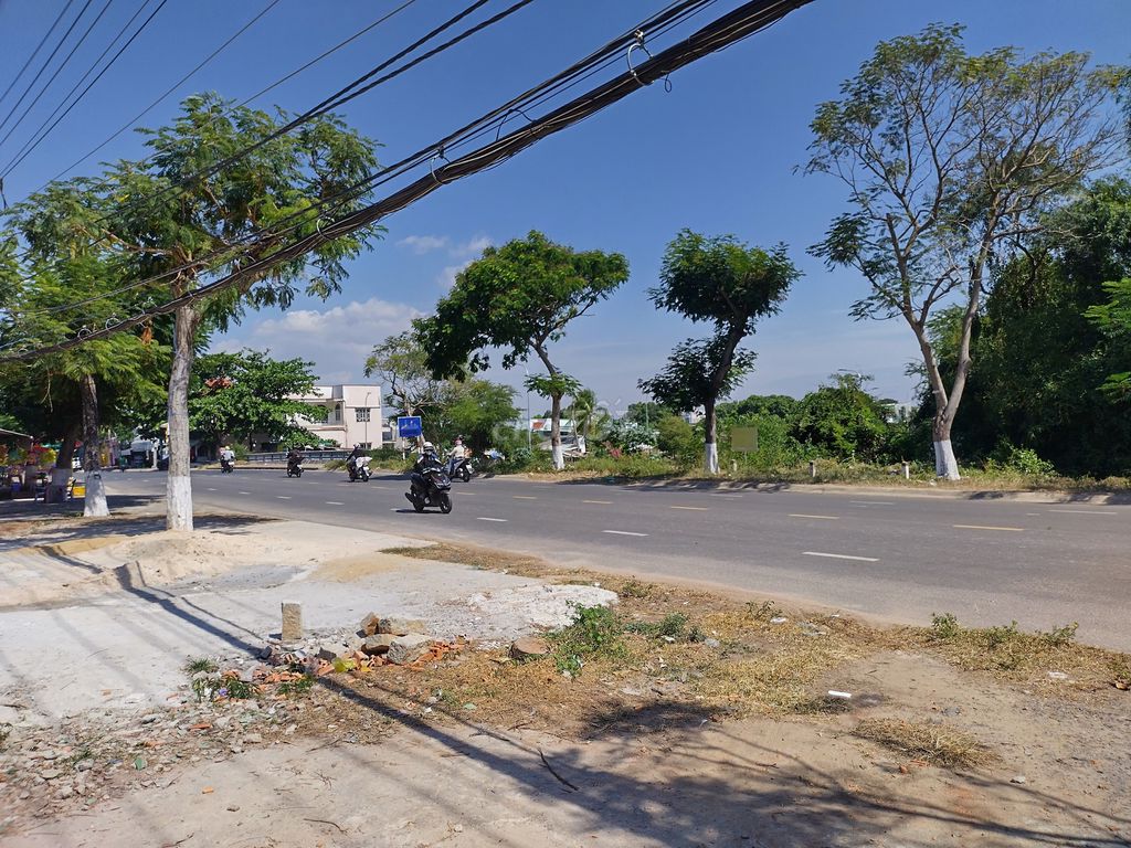 Đất Sổ Đỏ 210M2 Mặt Tiền Đường Nguyễn Hội Tp Phan Thiết, Bình Thuận.