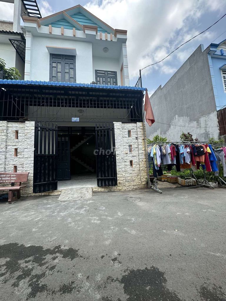 4352504 ảnh đại diện 1
