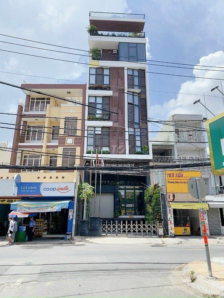 Bán Nhà 2Mt Lê Quang Định ,P.7,Bt 5X20 ,Hầm 6L Giá 26.5 Tỷ