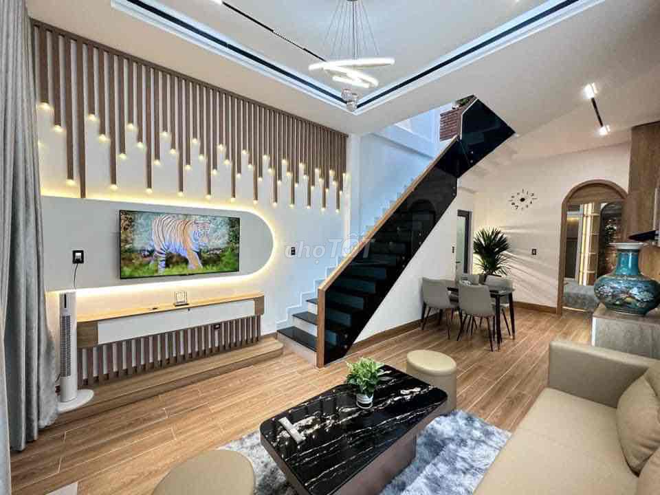 4352089 ảnh đại diện 1