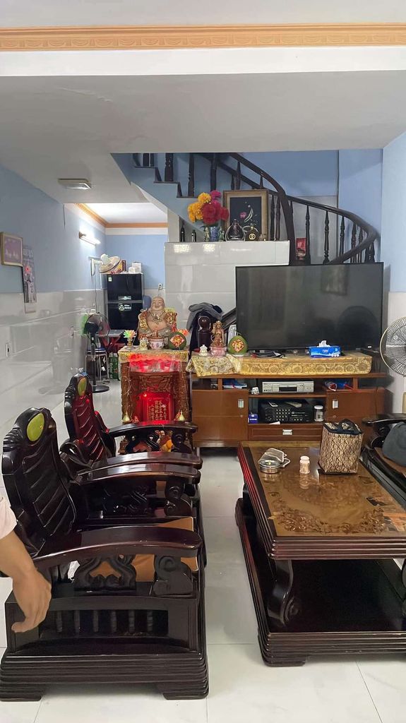 4351052 ảnh đại diện 1