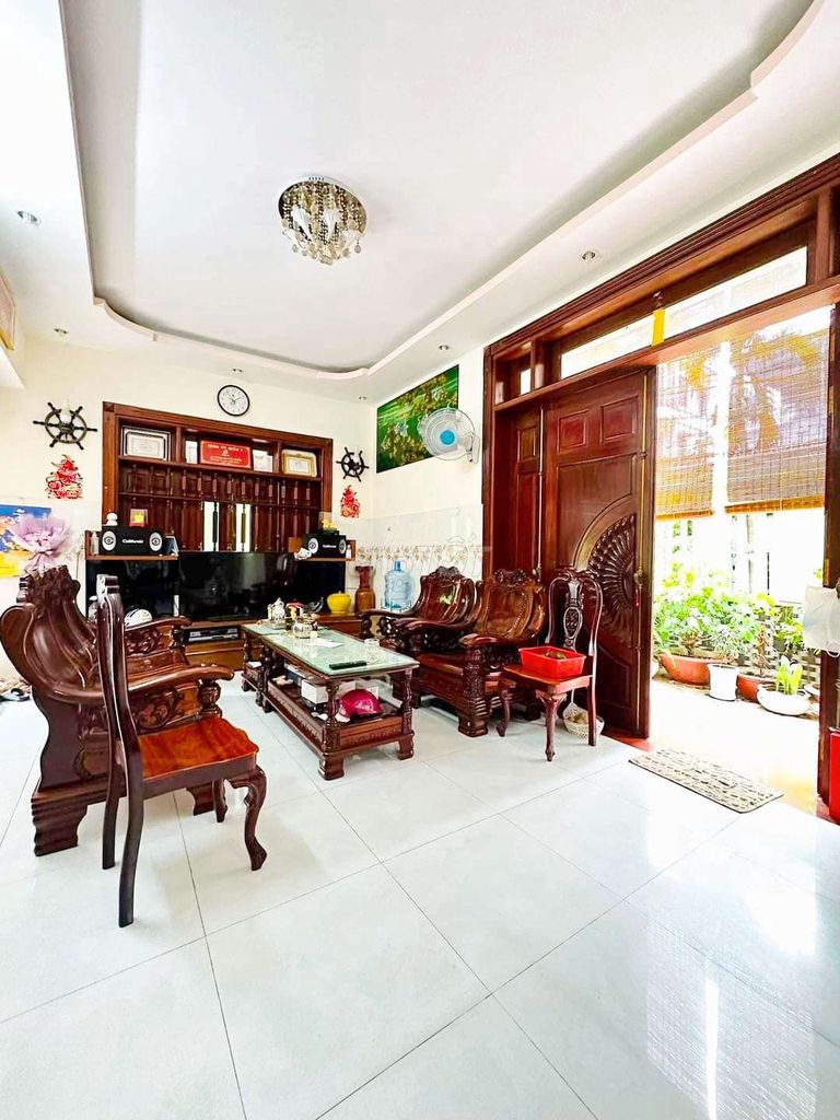 4351081 ảnh đại diện 1
