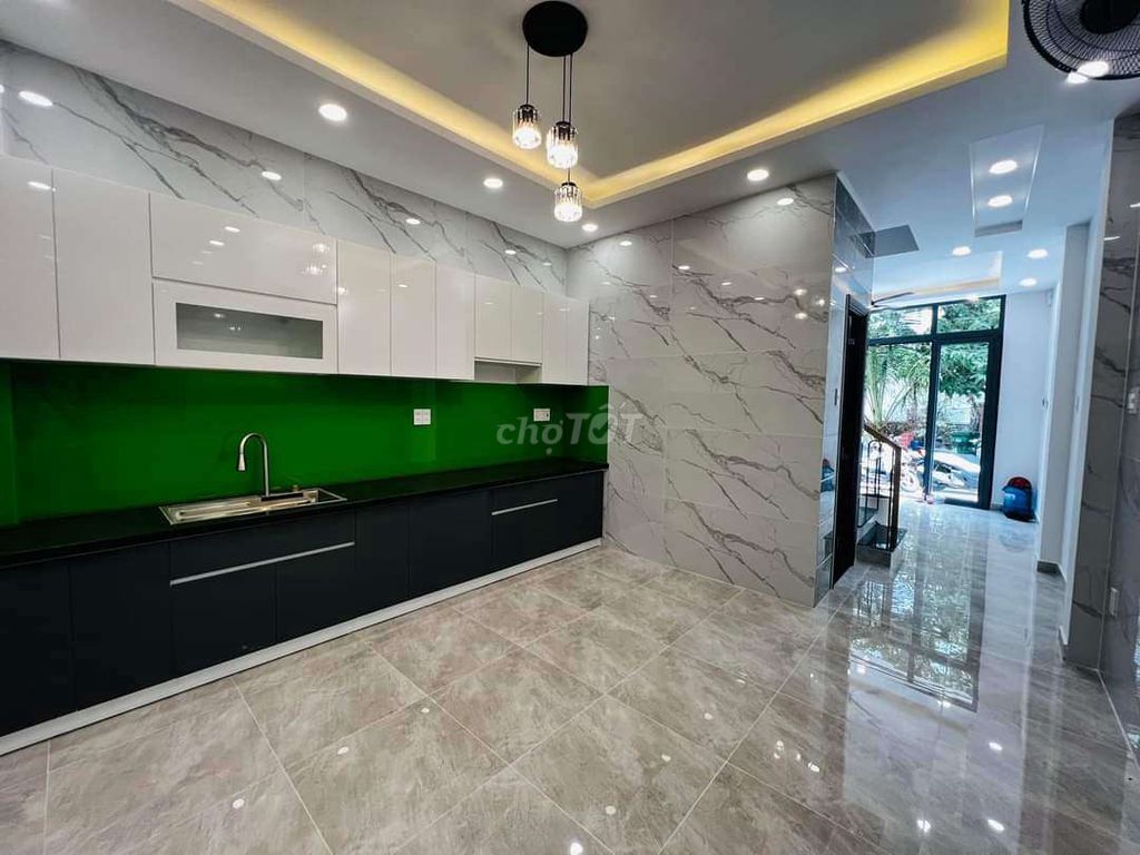 4348087 ảnh đại diện 1