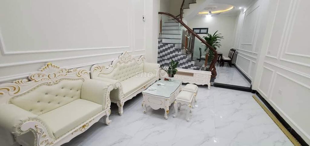4349883 ảnh đại diện 1