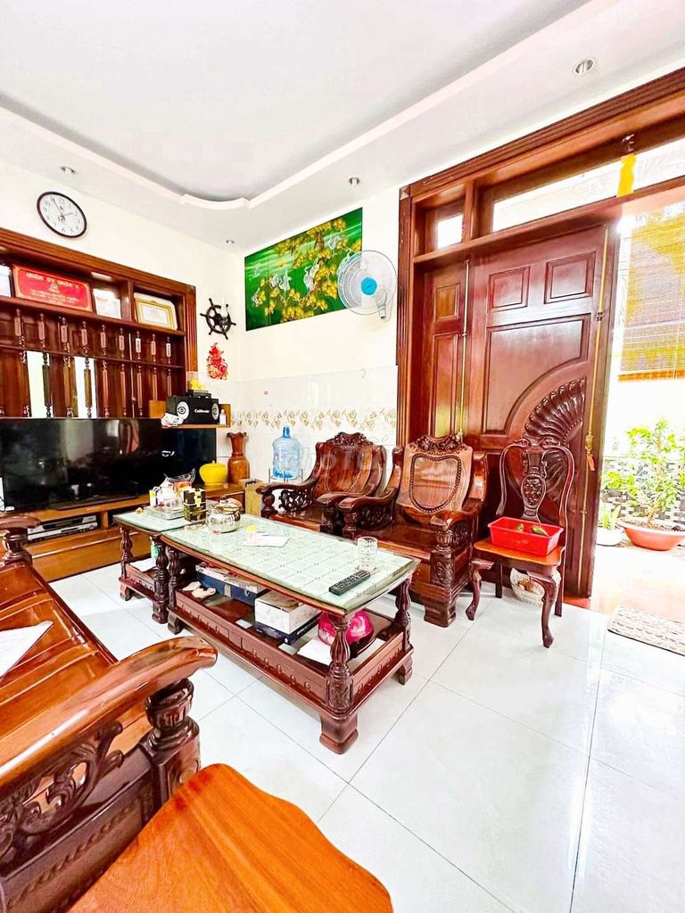 4351081 ảnh đại diện 2