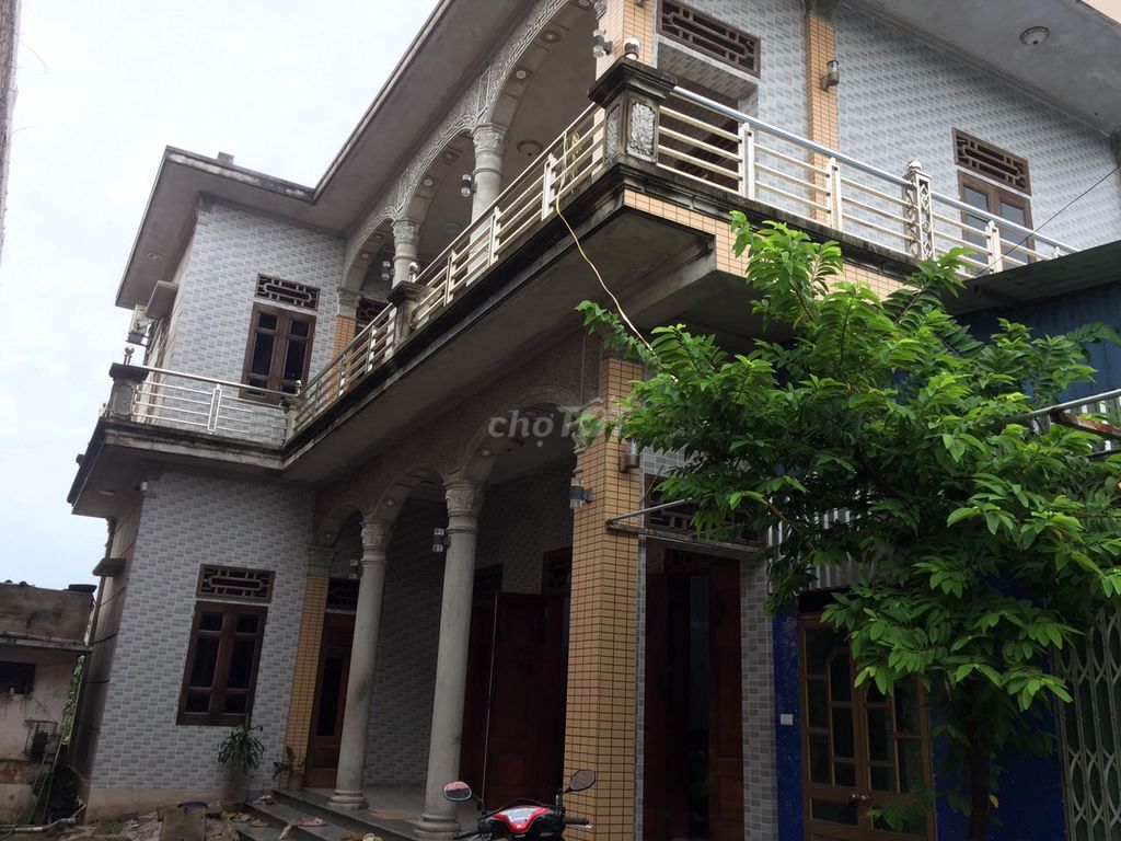 Nhà Tôi Cần Bán Ngôi Nhà 2 Tângf Địa Chỉ Xóm Trung Xã Việt Hùng , Cấp