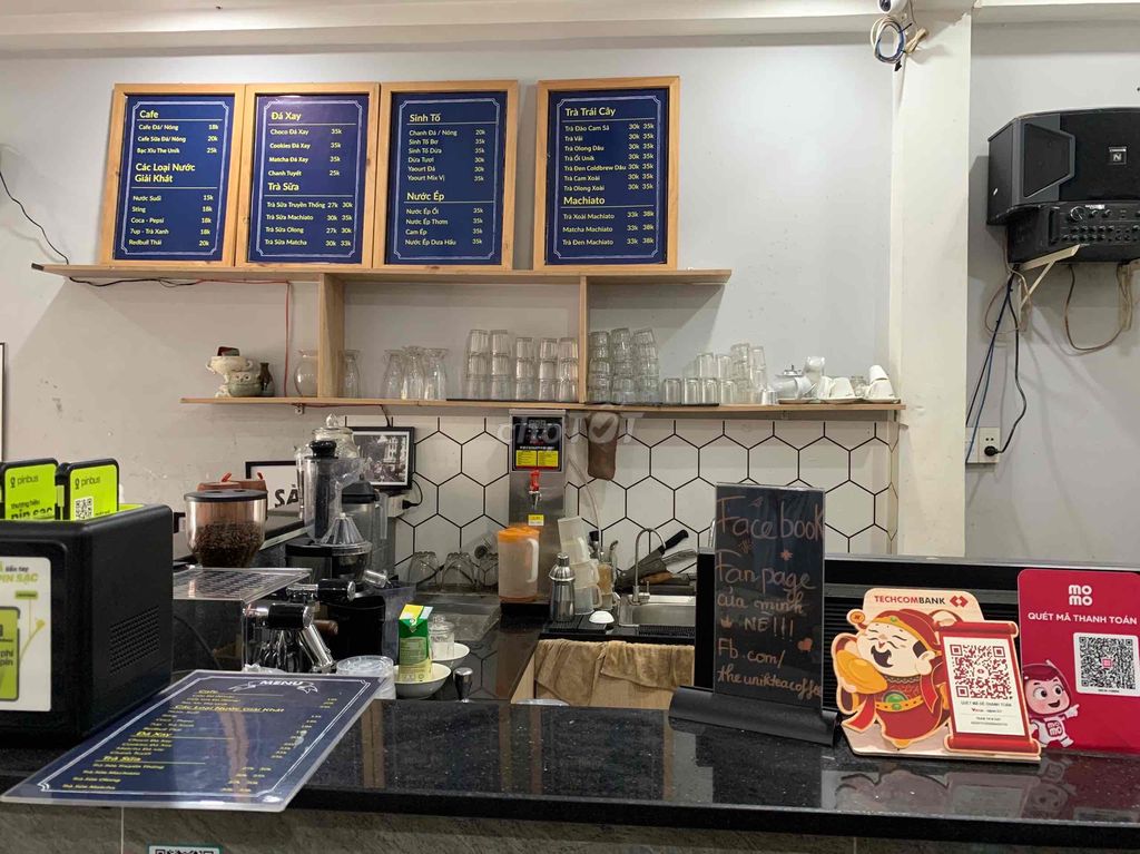 Cần Sang Lại Quán Cafe Quận Tân Phú,Ngay Khu Đông Đúc ,Gần Trường Tr