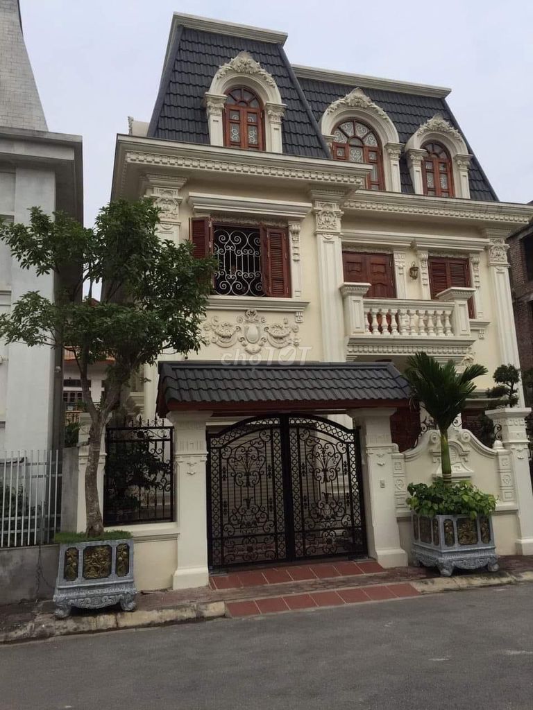4372241 ảnh đại diện 1