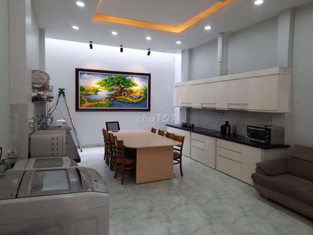 4381322 ảnh đại diện 1