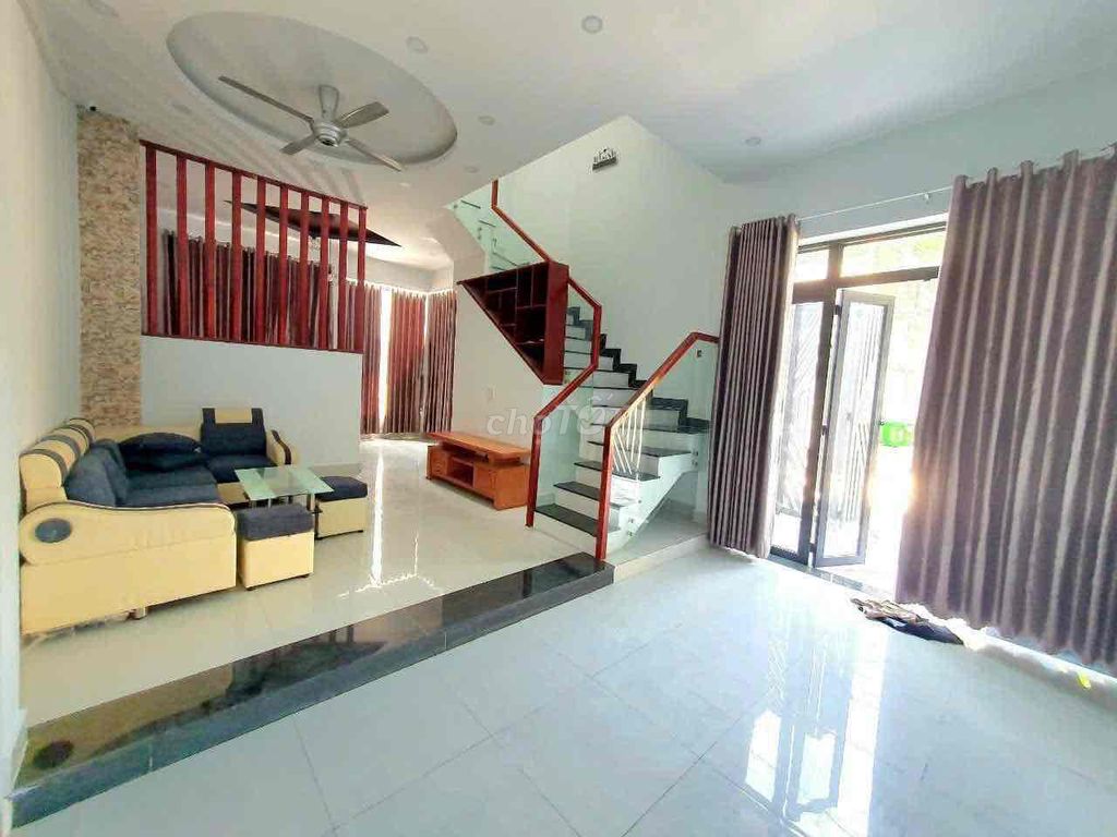 4391316 ảnh đại diện 2