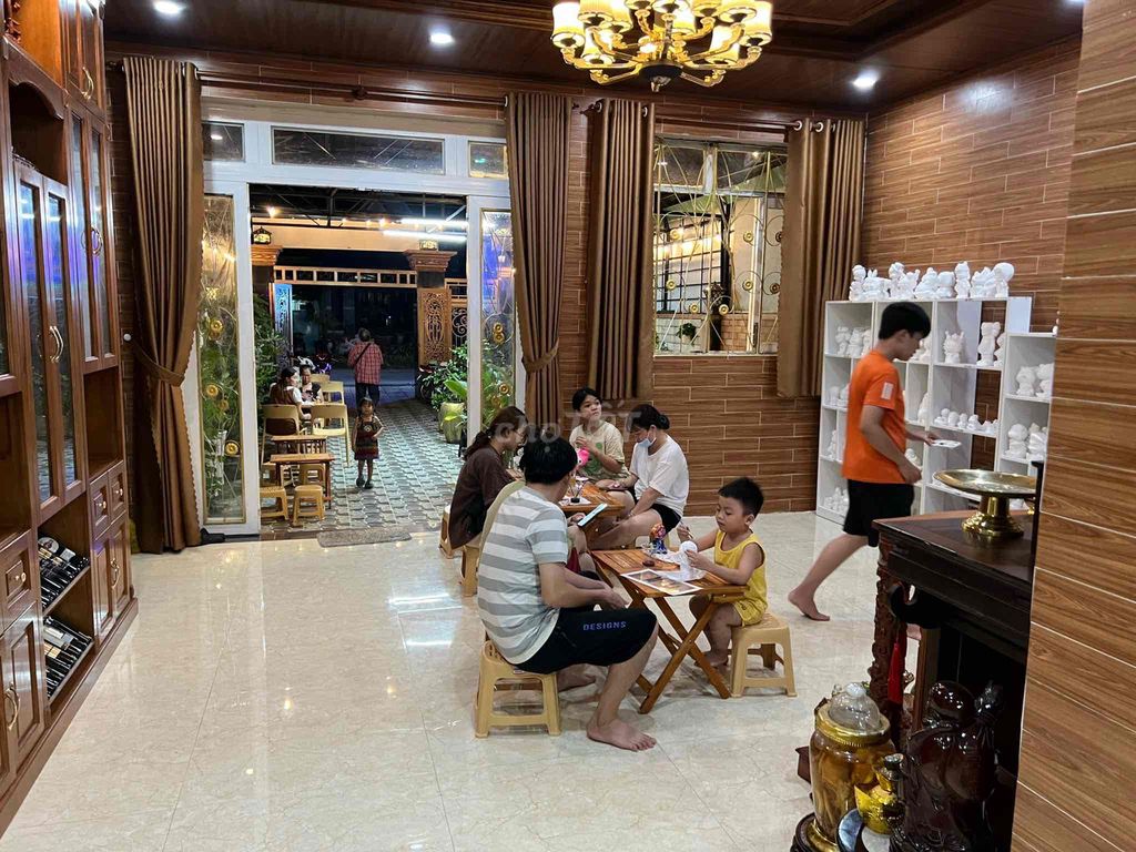 Nhà Chính Chủ Kinh Doanh Cafe Và Tô Tượng Sát Chợ Phước Vân Long An