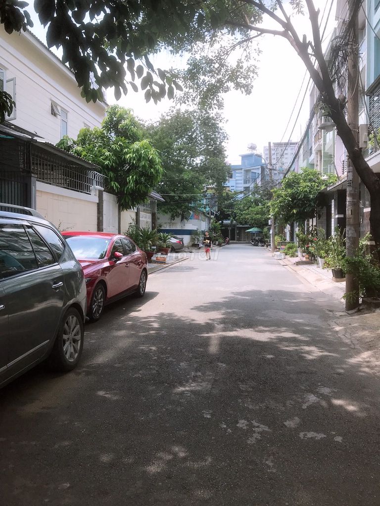 Bán Nhà Đường Thông 8M Lê Văn Thọ, 4X17M,3Lầu, Ngay Chung Cư Dreamhome
