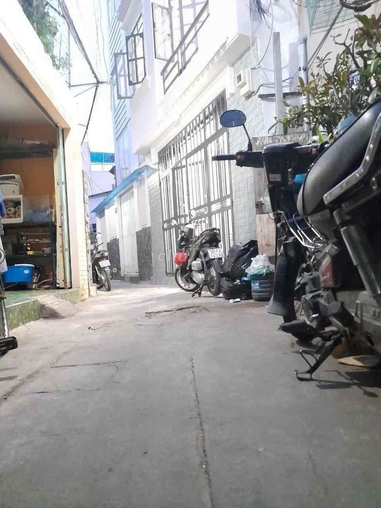 Bán Nhà Ngay Chợ Gò Vấp Đường Nguyễn Văn Nghi_P.7_Ngang 4.6M_Gò Vấp_