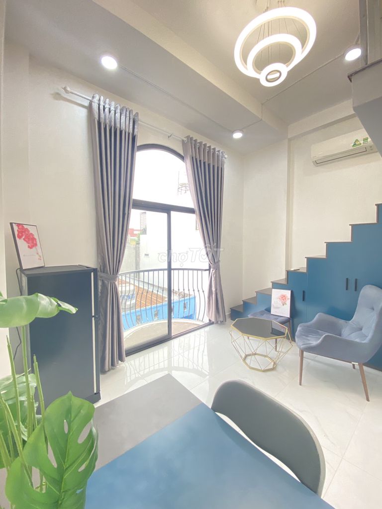 Duplex Balcony Sang Trọng Xịn Xò Mới 100% - Sân Bay Tân Sơn Nhất
