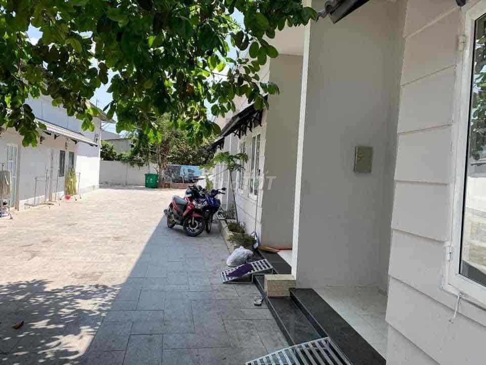 Nhà Hẻm Nguyễn Bình 62 2Pn Có Chỗ Đậu Oto Có Sân Sau Nhà Đẹp Sạch Sẽ