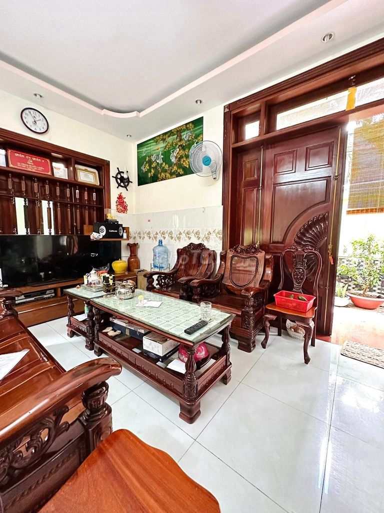 Villa Góc 2Mt Thảo Điền, Có Thang Máy, Giá Tốt 26 Tỷ