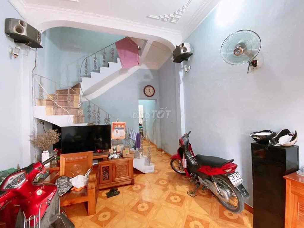 4453303 ảnh đại diện 1