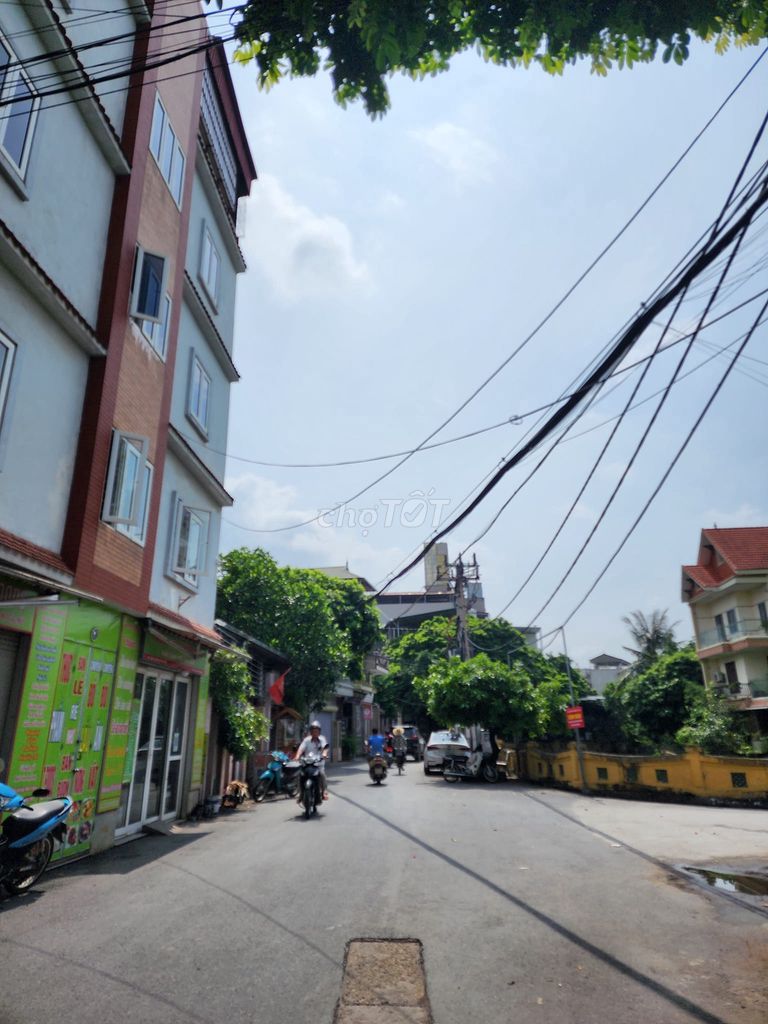 Bán Nhà Ngõ 180 Tây Mỗ, Đẹp Lung Linh, Hàng Xóm Văn Minh