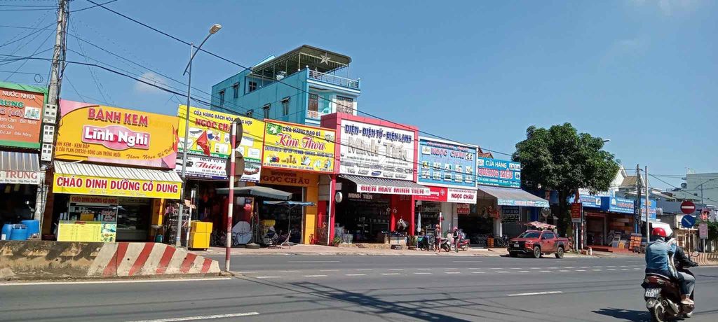 Bán Nhà Mặt Tiền Trung Tâm Chợ Huyện Cujut - Đăk Nông