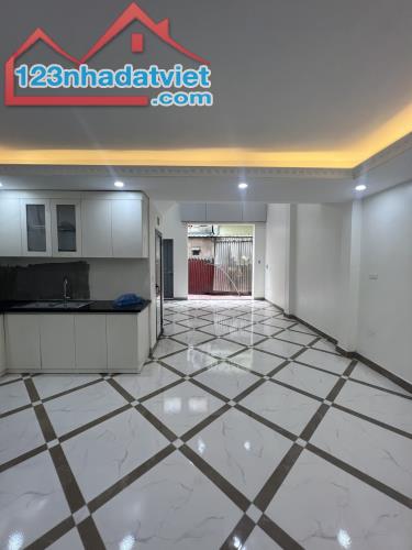 4471119 ảnh đại diện 1