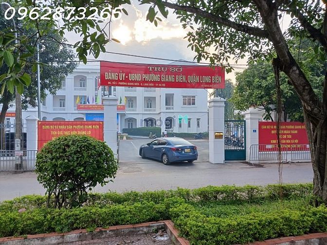 Bán Nhà Đẹp Nguyễn Khắc Viện- P Giang Biên- Long Biên. Đường Rộng