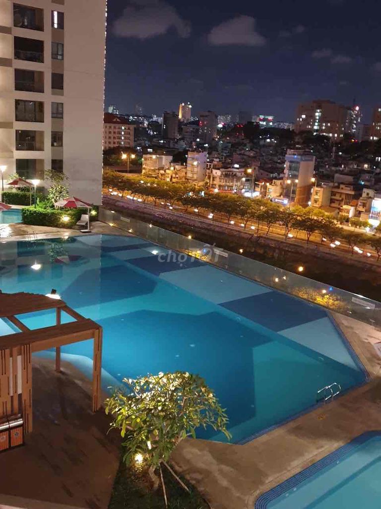 4497673 ảnh đại diện 1