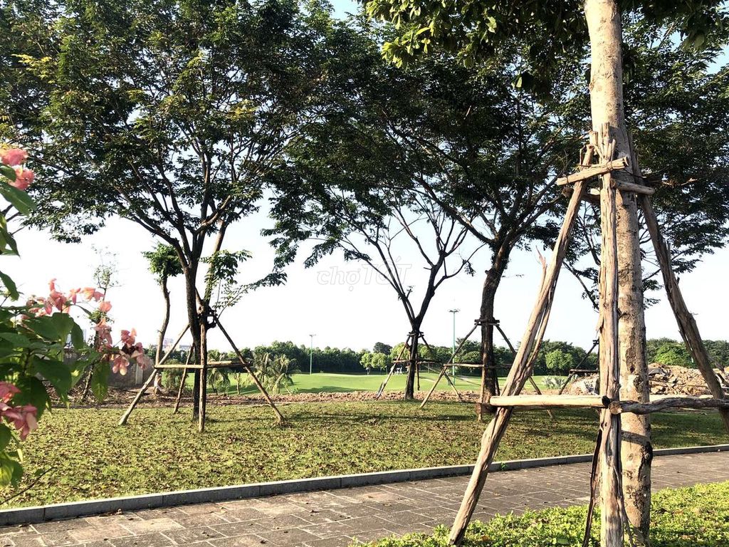 Bán Nhà Sân Golf Cổ Linh Long Biên 20,5Tỷ 100M2 6 Tầng Mặt 10M