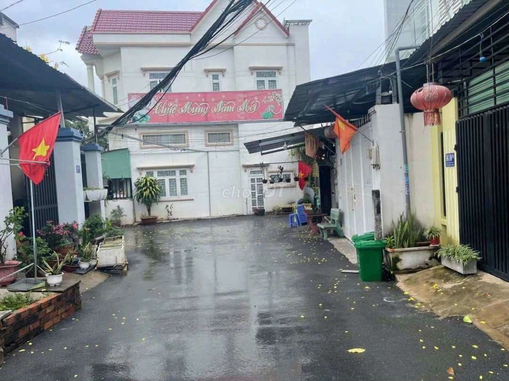 Bán Nhà Đường Làng Tăng Phú Gần Lê Văn Việt