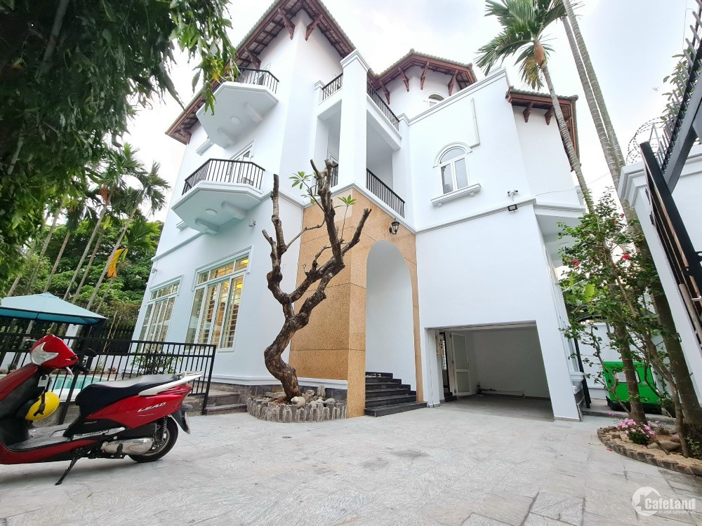 Villa Thảo Điền 4000$ 5Pn 5Wc Free Làm Sạch Hồ Bơi, Sân Vườn Hàng Tuần.
