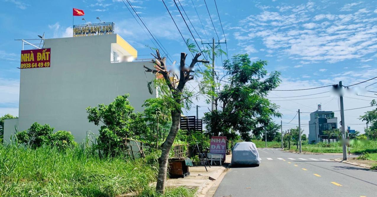 Bán Nhanh Đất Saigon Village, 80 M2, Mặt Tiền 5M, Hướng Nam Tại Cần Giuộc - Long An, Giá Tốt