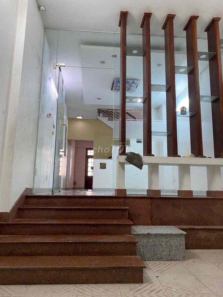 4518547 ảnh đại diện 1