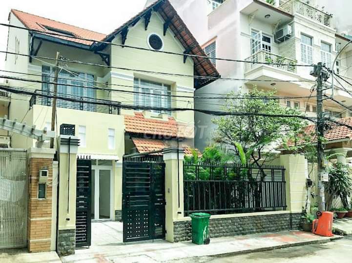 Villa Phường Thảo Điền, 10X20M, Trệt, 2 Lầu, Chỉ 46 Triệu/ Tháng