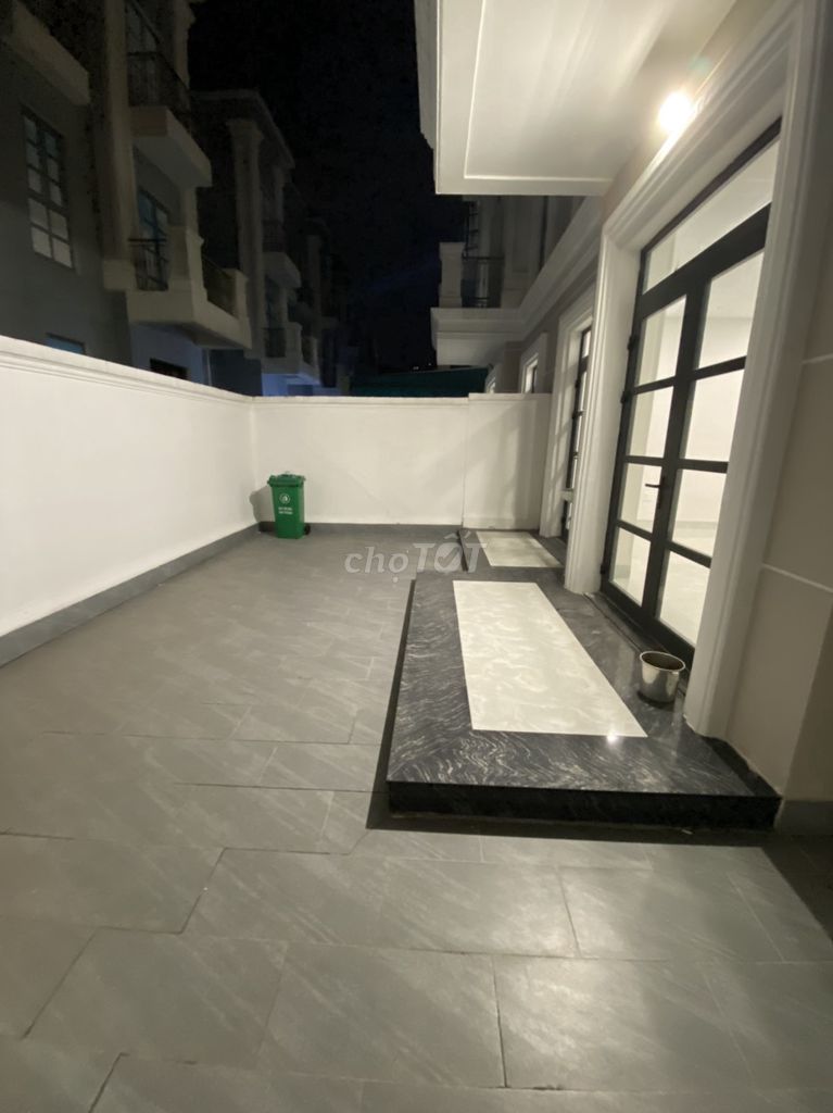 4533944 ảnh đại diện 2