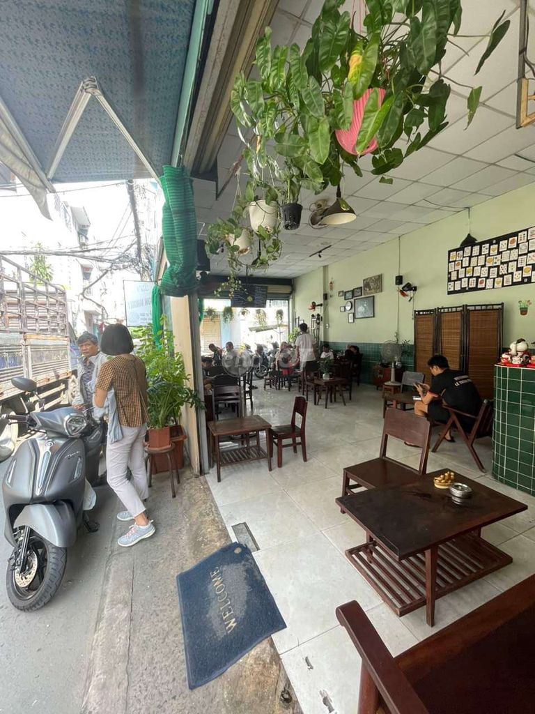 Sang Quán Cafe Căn Góc 2 Mặt Tiền Phường 11 Bình Thạnh Giáp Gò Vấp