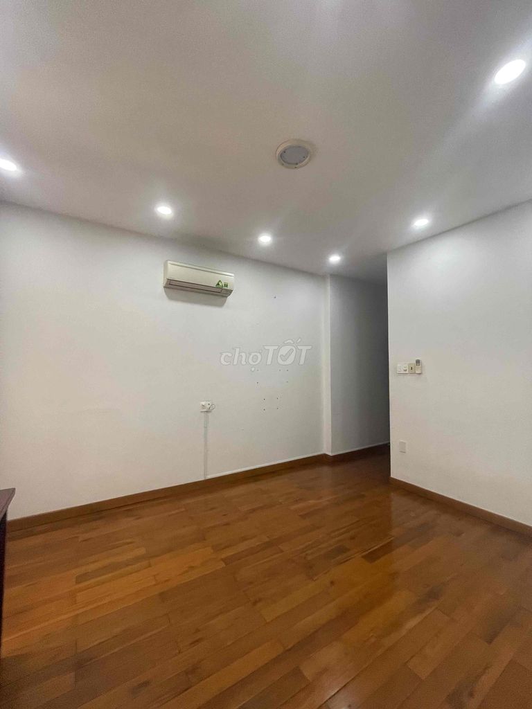 4575206 ảnh đại diện 1
