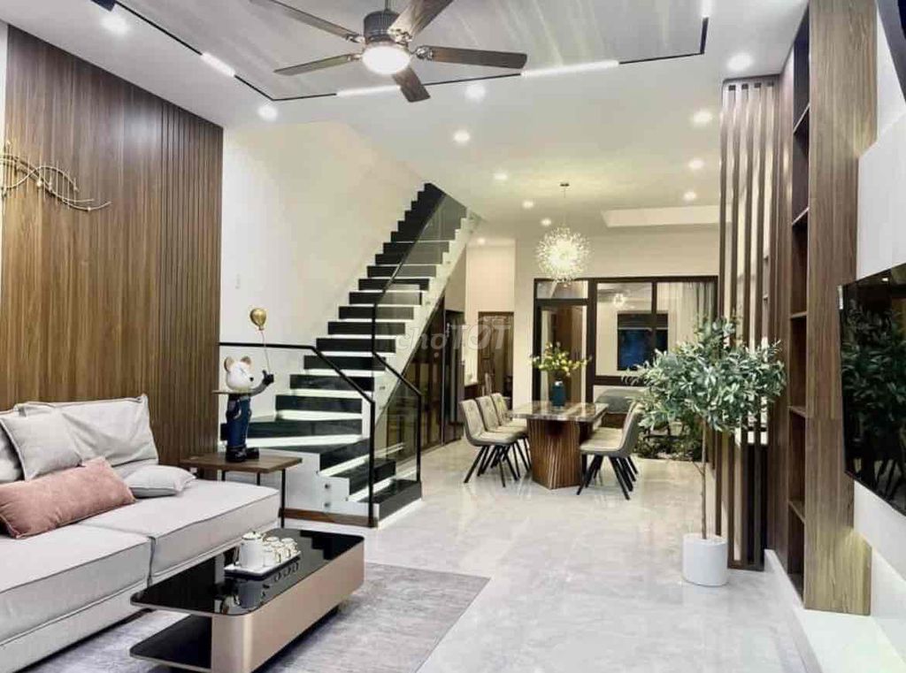4577786 ảnh đại diện 1