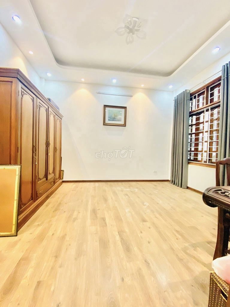 4585717 ảnh đại diện 1