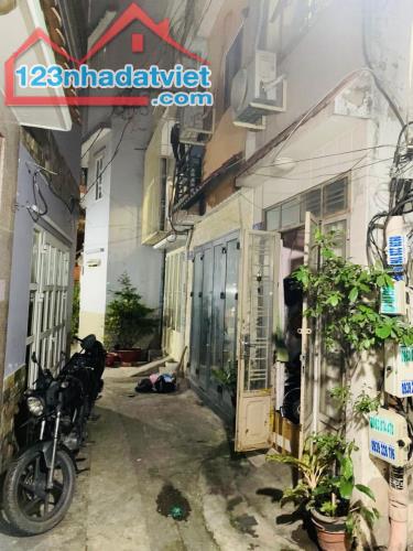 4614022 ảnh đại diện 1