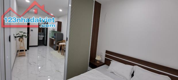 Cho Thuê Căn Apartment 1N,1K Tại Ngõ 285 Đội Cấn, Ba Đình. Ban Công Thoáng. Chỉ 6.5Tr