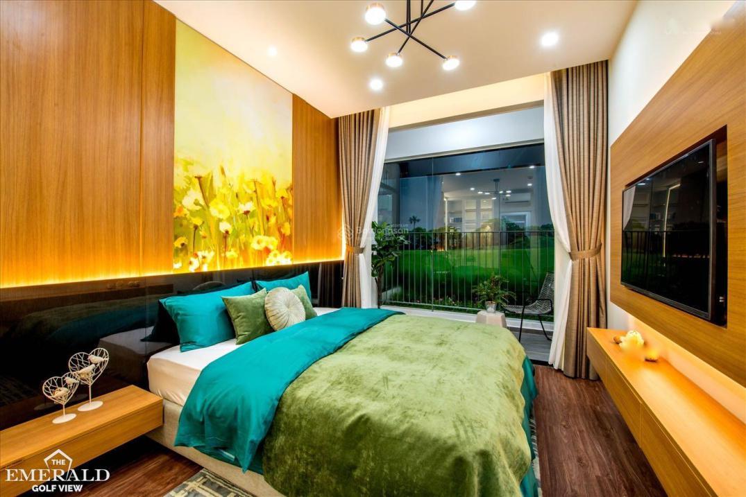 Cần Bán Nhà Chung Cư The Emerald Golf View, 1 Phòng Ngủ, 53 M2, Giá 1.8 Tỷ Tại Thuận An