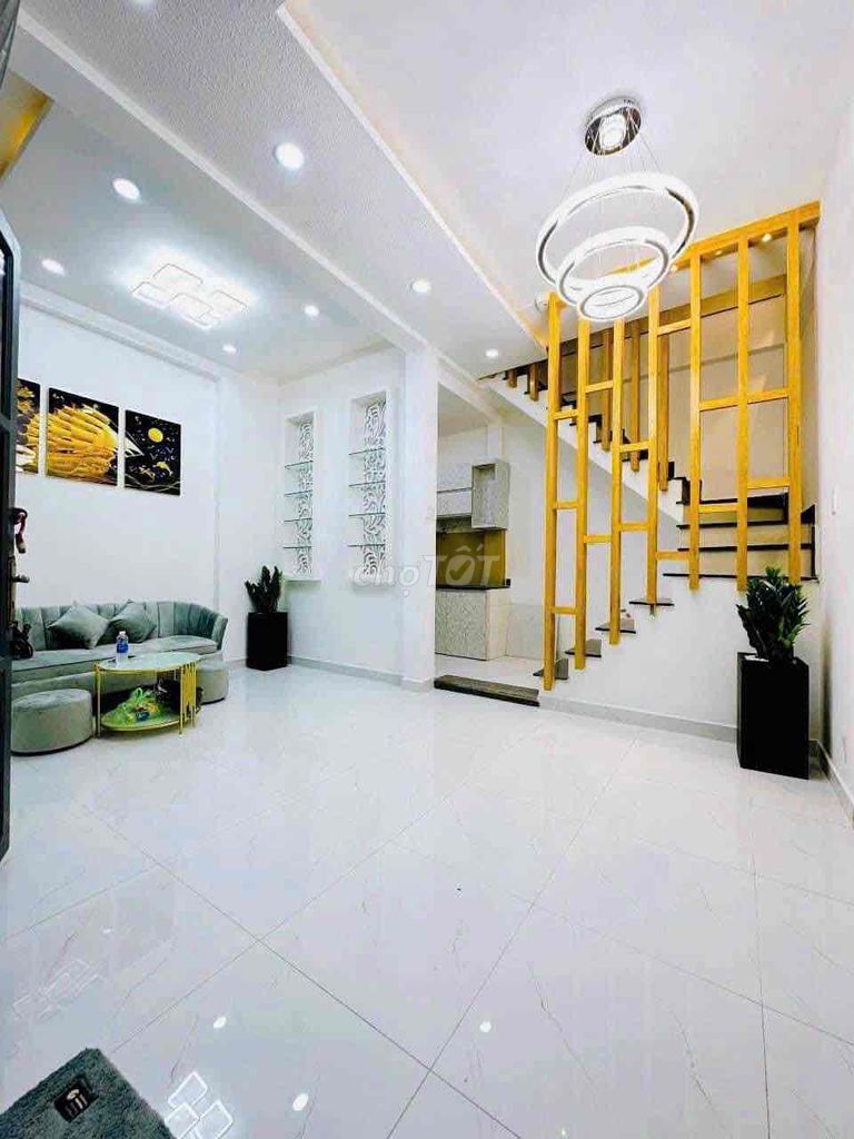 4642278 ảnh đại diện 1