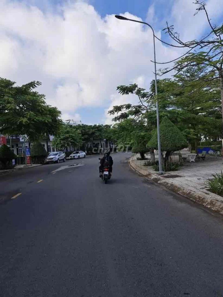4644464 ảnh đại diện 1