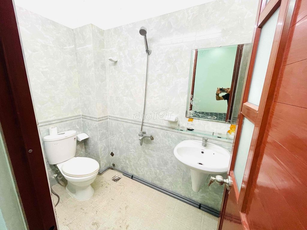 4648548 ảnh đại diện 1