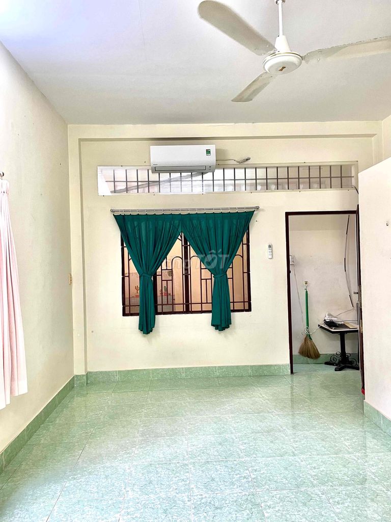 4649054 ảnh đại diện 2